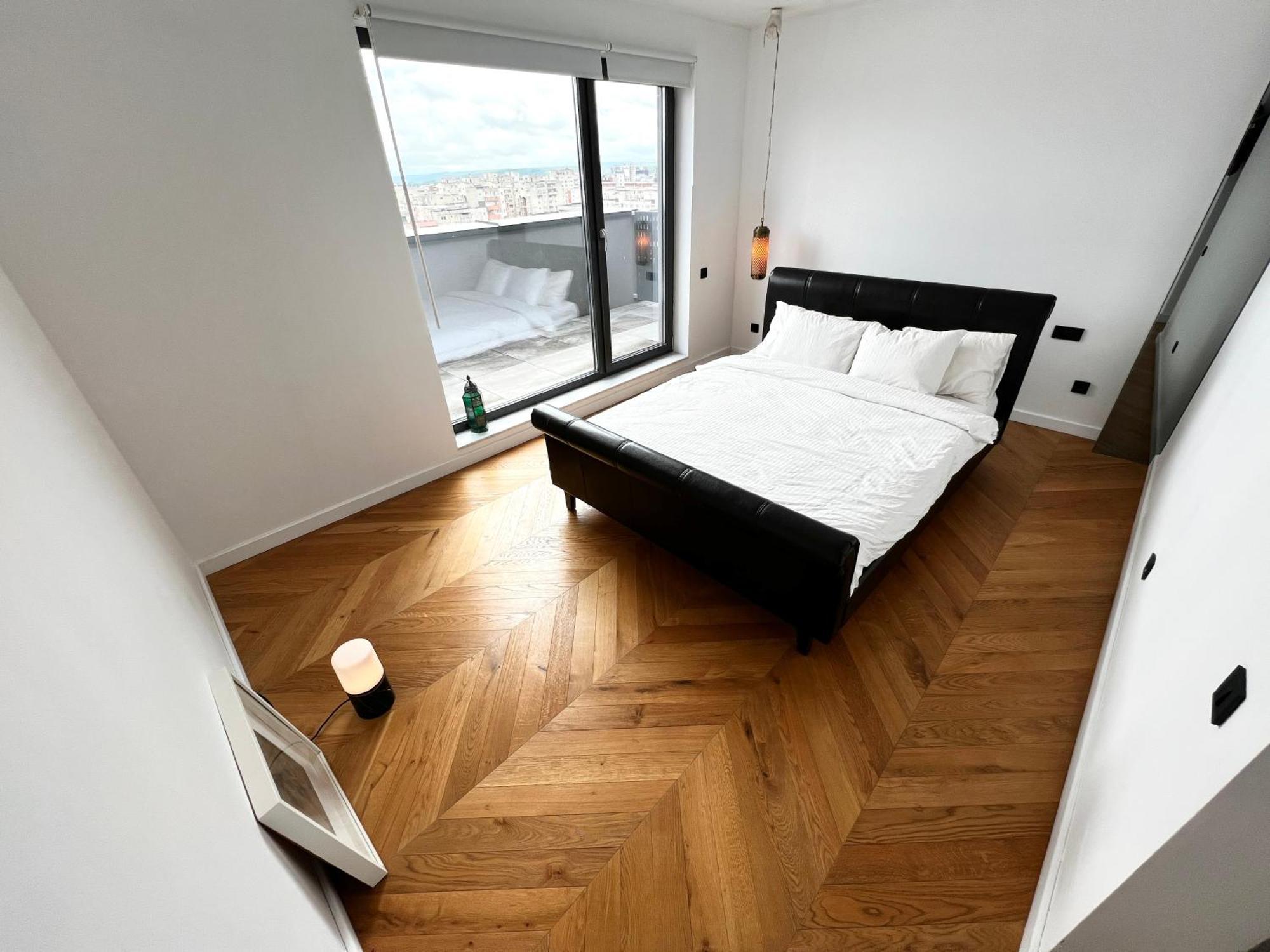 Penthouse By Brighter Apartment Cluj Napoca Bagian luar foto